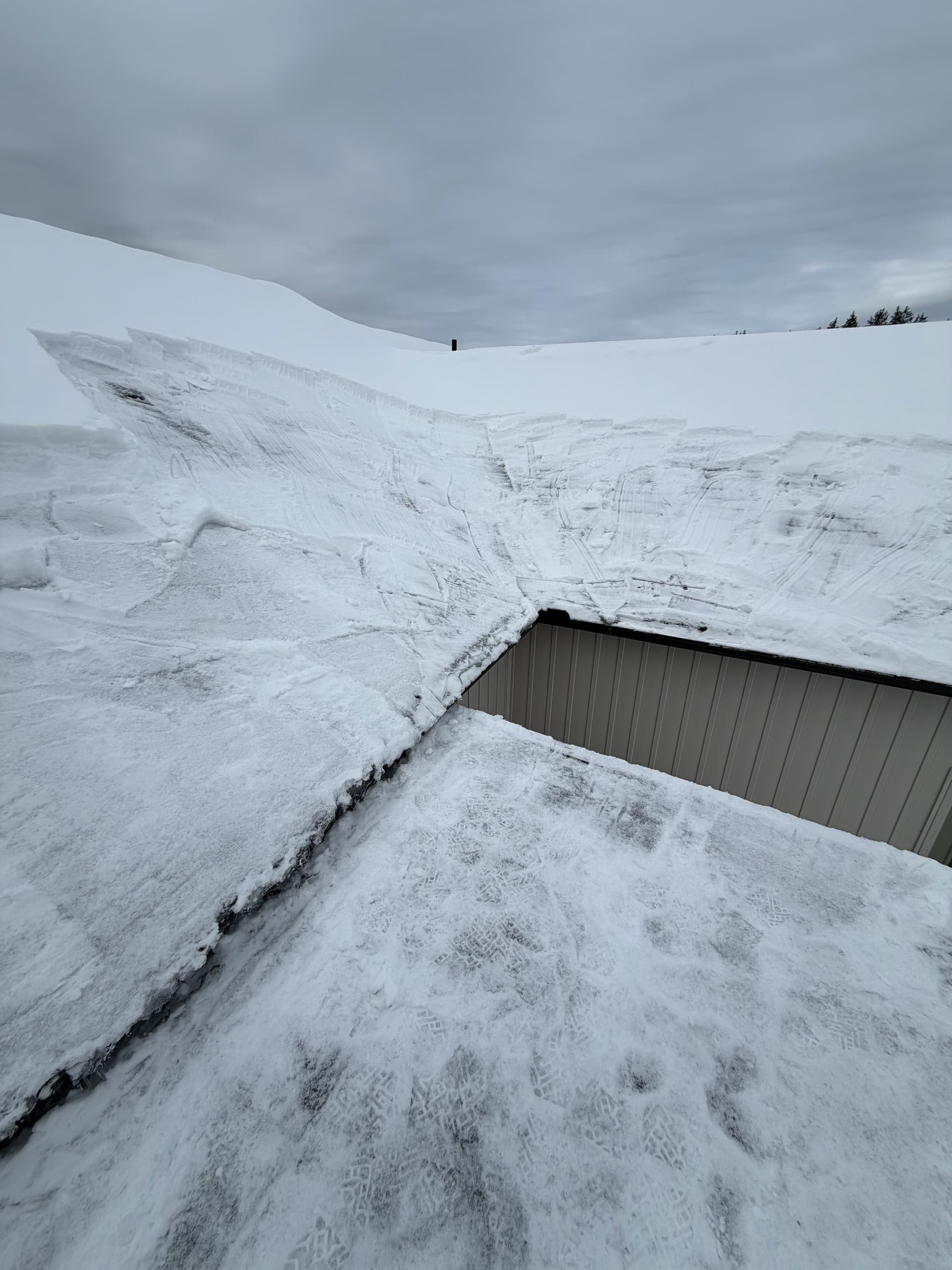 Gallery photos for Clearing the Snow Load in Barre Town and Williamstown VT: Image #1